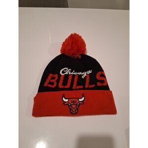 Chicago Bulls Beanie Hat Ultra Game Officially NBA PomPom Small